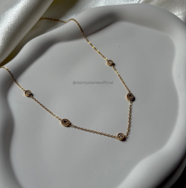 Lyla chain