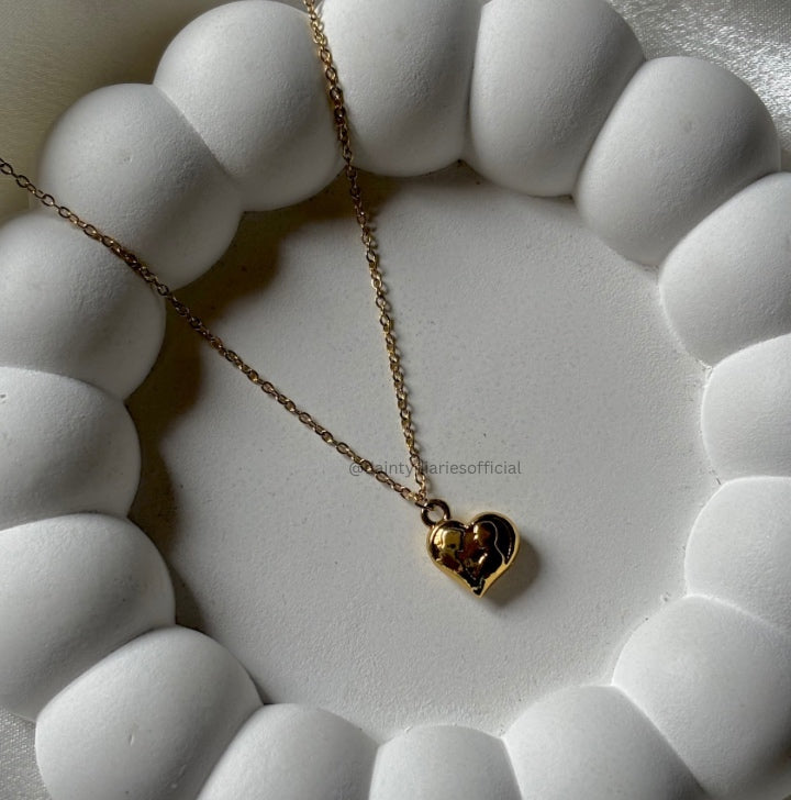 Luisa Chain
