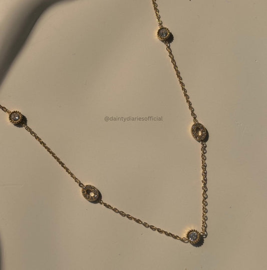 Lyla chain